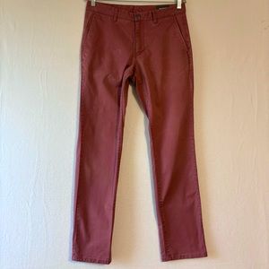 Bonobos men’s chinos size 31x32. Slim fit Washed burgundy in color.